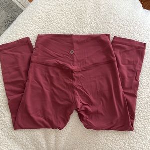 Like new Lulu Lemon Align 21 “